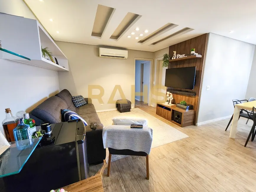 Foto 2 de Apartamento com 3 quartos à venda, 73m2 em Costa e Silva, Joinville - SC
