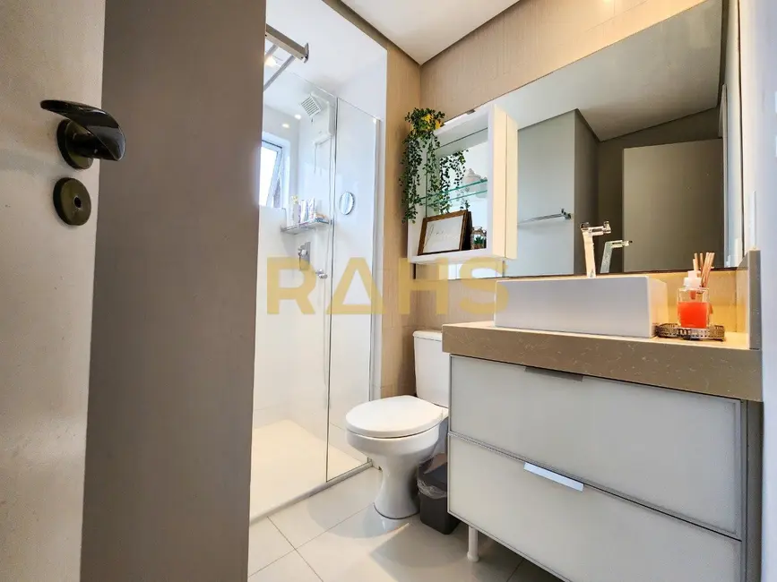 Apartamento com 3 quartos à venda, 73m2 em Costa e Silva, Joinville - SC - imagem 8 Foto 8 de Apartamento com 3 quartos à venda, 73m2 em Costa e Silva, Joinville - SC