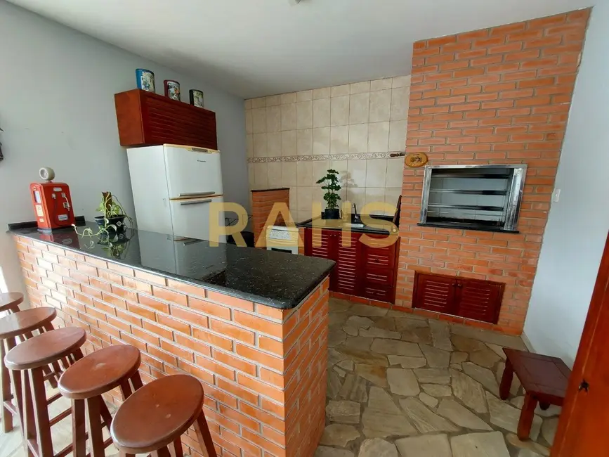 Casa com 3 quartos à venda, 270m2 em Costa e Silva, Joinville - SC - imagem 7 Foto 7 de Casa com 3 quartos à venda, 270m2 em Costa e Silva, Joinville - SC