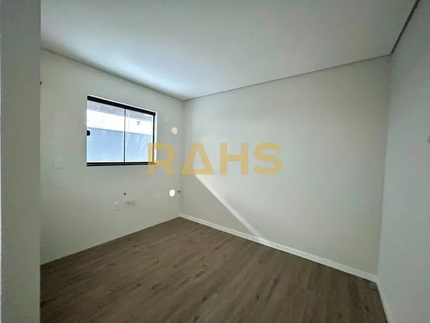 Foto 4 de Apartamento com 2 quartos à venda, 63m2 em Costa e Silva, Joinville - SC