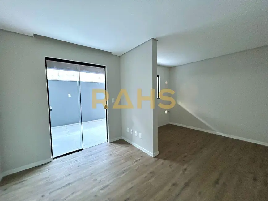 Foto 3 de Apartamento com 2 quartos à venda, 63m2 em Costa e Silva, Joinville - SC