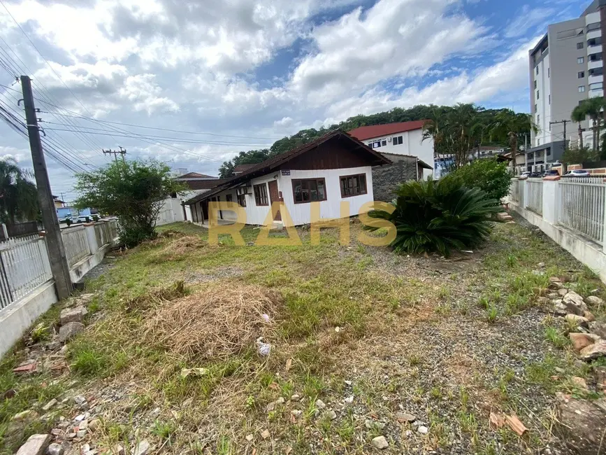 Foto 1 de Terreno / Lote à venda em Santo Antônio, Joinville - SC