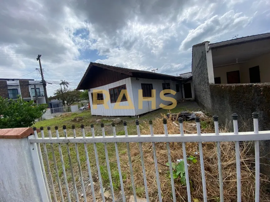 Foto 4 de Terreno / Lote à venda em Santo Antônio, Joinville - SC