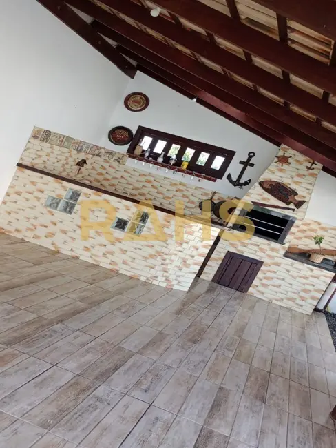 Foto 3 de Casa com 2 quartos à venda, 228m2 em Aventureiro, Joinville - SC