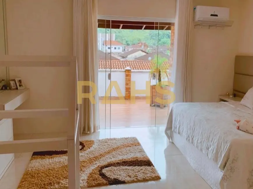 Foto 6 de Casa com 2 quartos à venda, 228m2 em Aventureiro, Joinville - SC