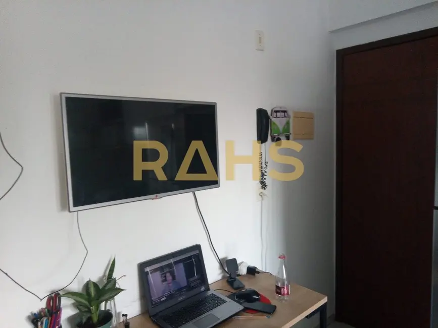 Foto 3 de Apartamento com 1 quarto à venda, 44m2 em Santo Antônio, Joinville - SC