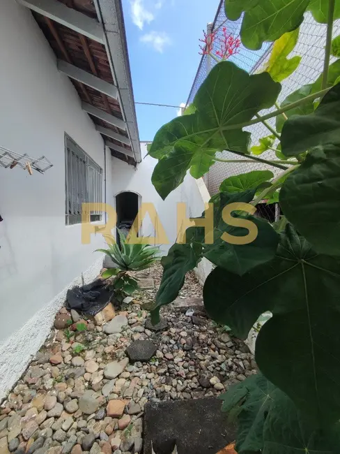 Casa com 4 quartos à venda, 188m2 em Anita Garibaldi, Joinville - SC - imagem 3 Foto 3 de Casa com 4 quartos à venda, 188m2 em Anita Garibaldi, Joinville - SC