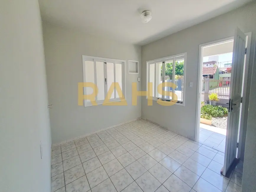 Foto 3 de Casa com 3 quartos à venda, 124m2 em Costa e Silva, Joinville - SC