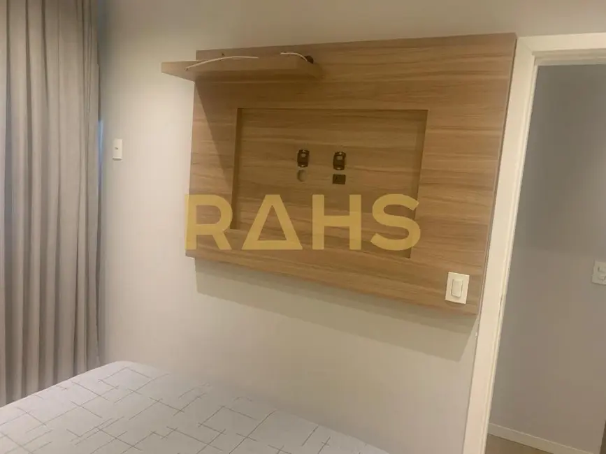 Foto 3 de Apartamento com 2 quartos à venda, 56m2 em Iririú, Joinville - SC