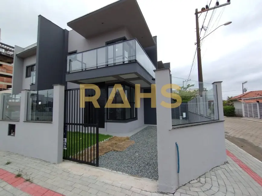 Foto 3 de Casa com 2 quartos à venda, 92m2 em Barra Velha - SC