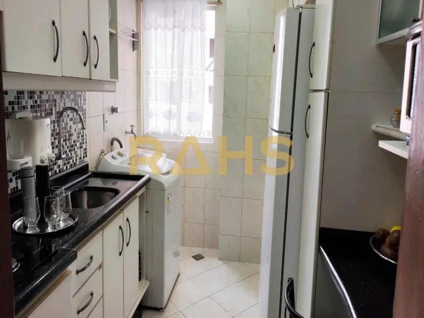 Foto 2 de Apartamento com 3 quartos à venda, 68m2 em Floresta, Joinville - SC