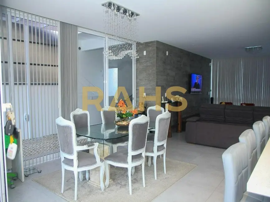 Casa com 3 quartos à venda, 246m2 em Barra Velha - SC - imagem 8 Foto 8 de Casa com 3 quartos à venda, 246m2 em Barra Velha - SC