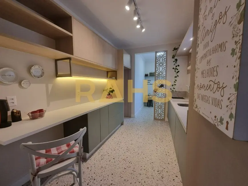 Foto 5 de Apartamento com 1 quarto à venda, 80m2 em Atiradores, Joinville - SC