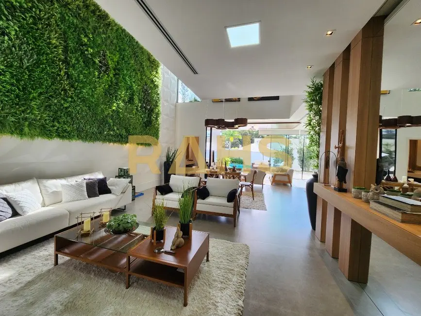 Foto 3 de Casa de Condomínio com 3 quartos à venda, 285m2 em Centro, Araquari - SC