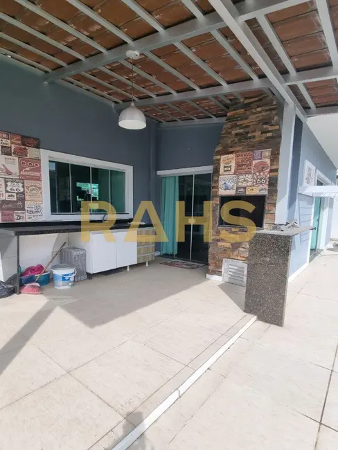 Foto 7 de Casa com 3 quartos à venda, 550m2 em Nova Brasília, Joinville - SC