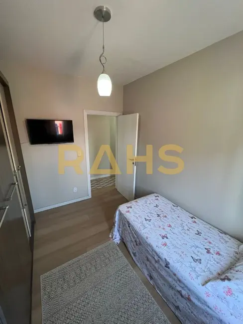 Foto 6 de Casa com 4 quartos à venda, 184m2 em Santo Antônio, Joinville - SC