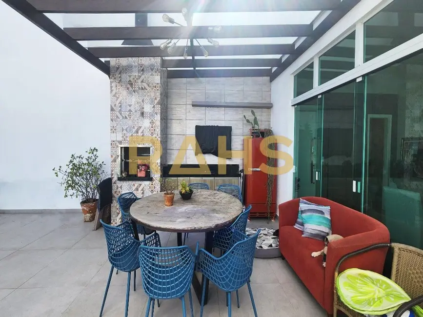 Foto 4 de Cobertura com 3 quartos à venda, 240m2 em Atiradores, Joinville - SC