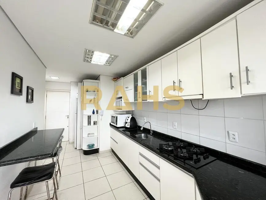 Foto 5 de Apartamento com 3 quartos à venda, 103m2 em Santo Antônio, Joinville - SC