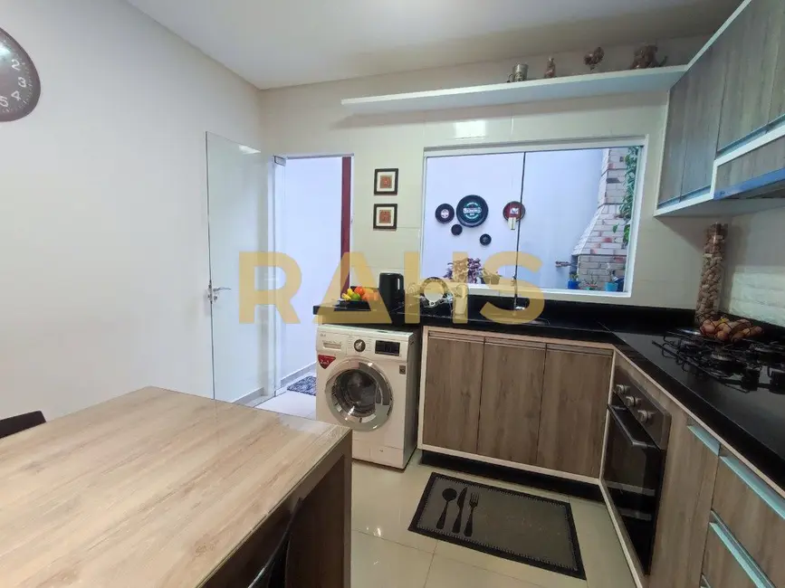 Sobrado com 2 quartos à venda, 66m2 em Costa e Silva, Joinville - SC - imagem 9 Foto 9 de Sobrado com 2 quartos à venda, 66m2 em Costa e Silva, Joinville - SC