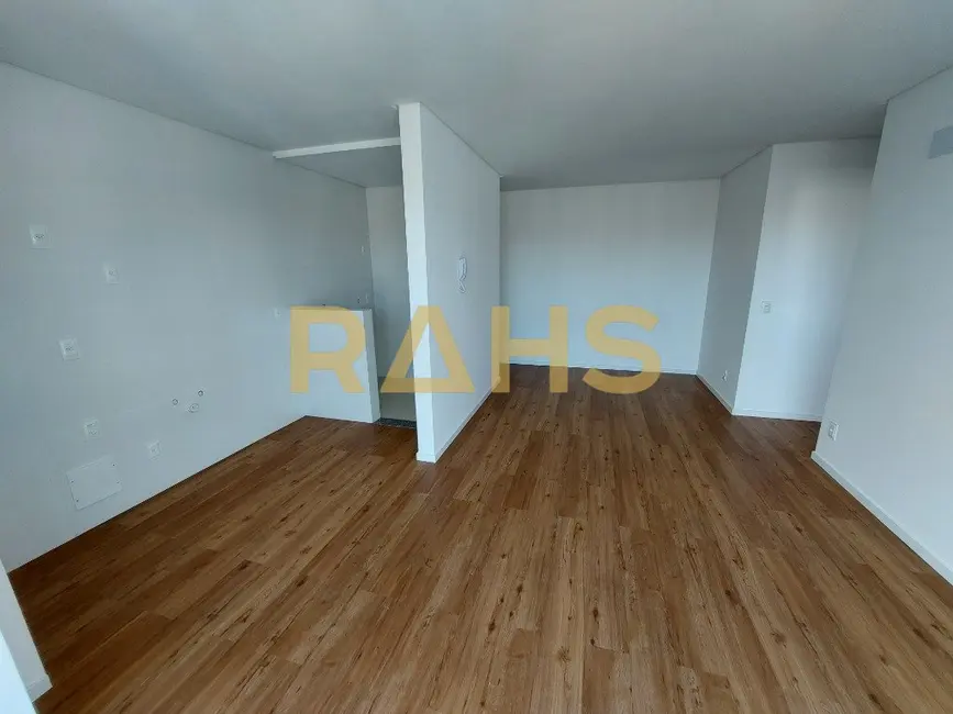 Foto 6 de Apartamento com 2 quartos à venda, 67m2 em Centro, Joinville - SC