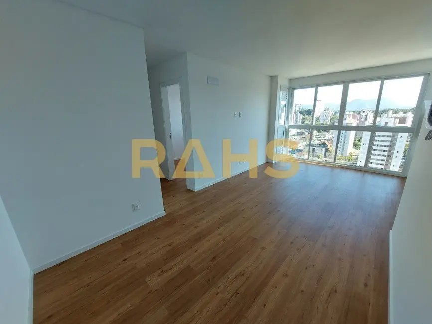 Foto 2 de Apartamento com 2 quartos à venda, 67m2 em Centro, Joinville - SC