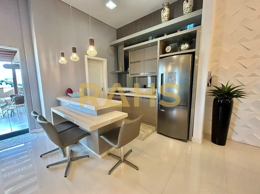 Foto 5 de Cobertura com 2 quartos à venda, 167m2 em Santo Antônio, Joinville - SC