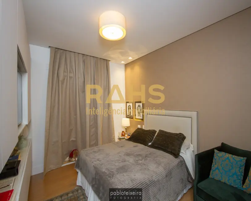 Foto 8 de Apartamento com 3 quartos à venda, 223m2 em Atiradores, Joinville - SC