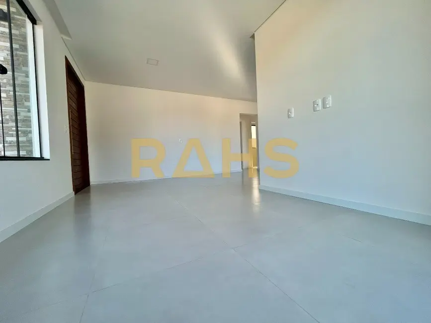 Foto 3 de Casa com 3 quartos à venda, 130m2 em Floresta, Joinville - SC