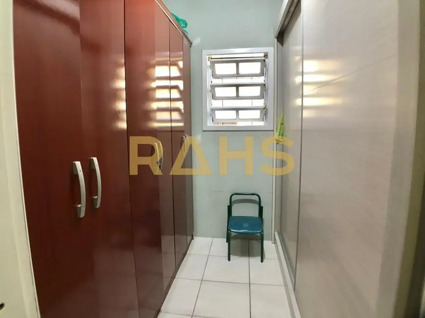 Casa com 3 quartos à venda em Espinheiros, Joinville - SC - imagem 9 Foto 9 de Casa com 3 quartos à venda em Espinheiros, Joinville - SC