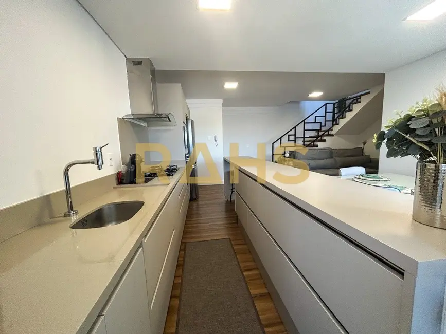 Foto 3 de Cobertura com 4 quartos à venda, 194m2 em Santo Antônio, Joinville - SC