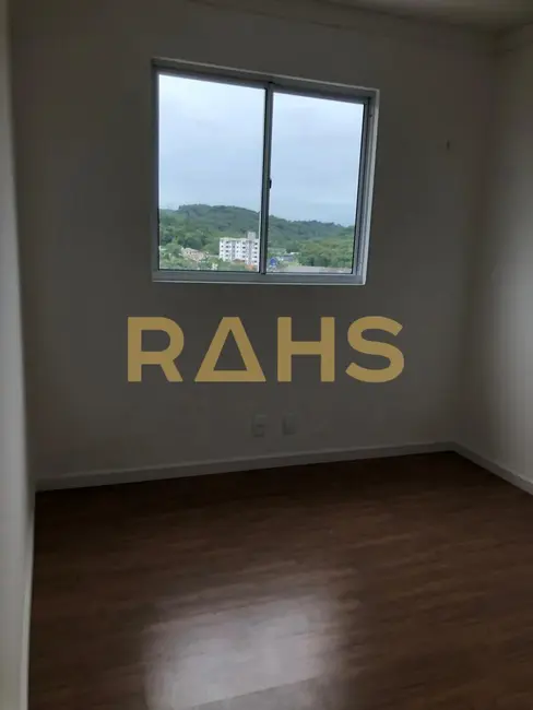 Foto 3 de Apartamento com 2 quartos à venda, 66m2 em Costa e Silva, Joinville - SC