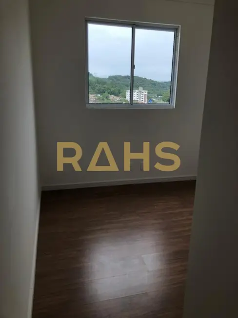 Foto 4 de Apartamento com 2 quartos à venda, 66m2 em Costa e Silva, Joinville - SC