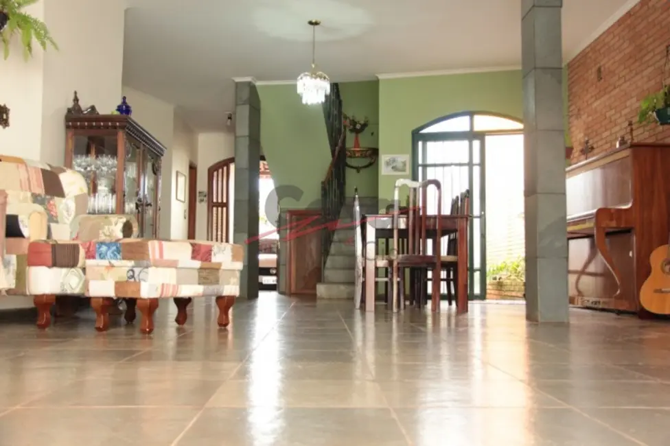 Foto 9 de Sobrado com 4 quartos à venda, 297m2 em Parque dos Bandeirantes, Ribeirao Preto - SP