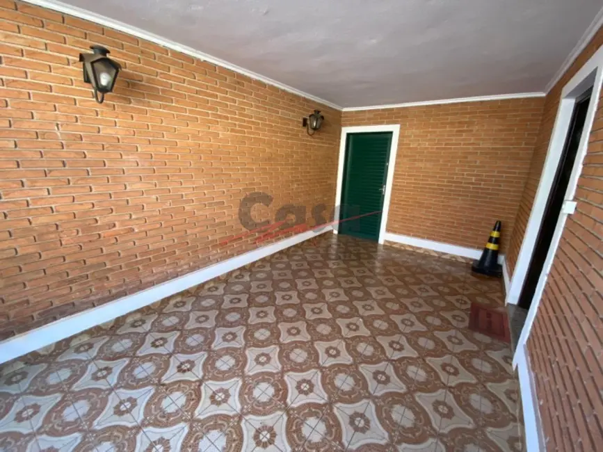 Sobrado com 4 quartos para alugar, 215m2 em Campos Elíseos, Ribeirao Preto - SP - imagem 5 Foto 5 de Sobrado com 4 quartos para alugar, 215m2 em Campos Elíseos, Ribeirao Preto - SP