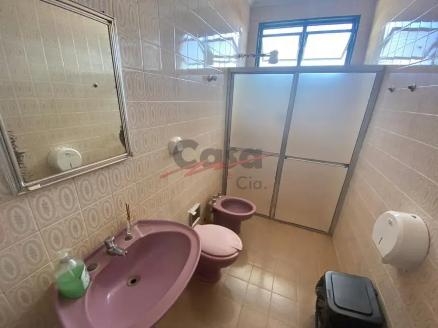 Sobrado com 4 quartos para alugar, 215m2 em Campos Elíseos, Ribeirao Preto - SP - imagem 9 Foto 9 de Sobrado com 4 quartos para alugar, 215m2 em Campos Elíseos, Ribeirao Preto - SP
