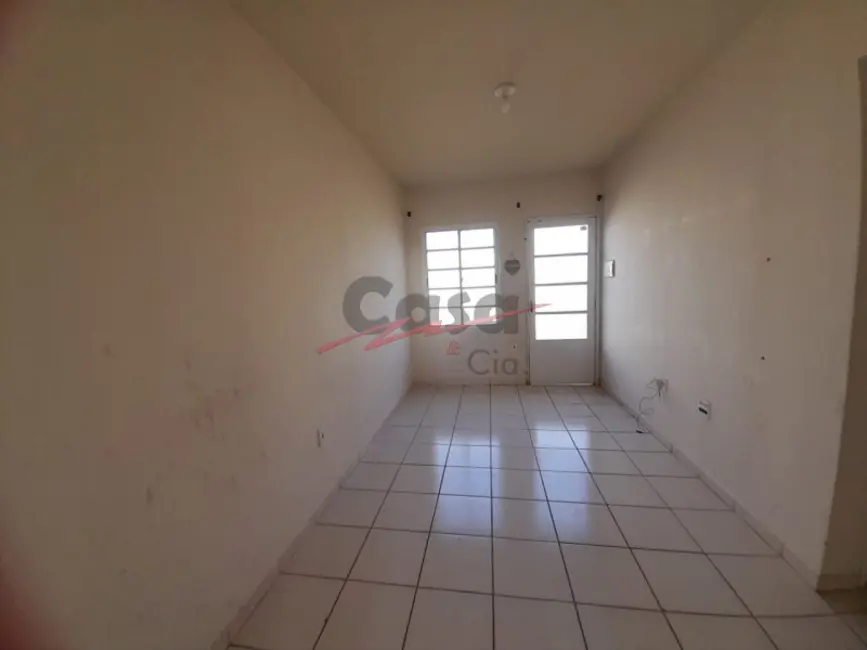 Foto 2 de Casa com 2 quartos para alugar, 47m2 em Ribeirao Preto - SP