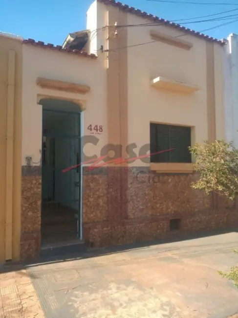 Foto 1 de Casa com 2 quartos para alugar, 74m2 em Campos Elíseos, Ribeirao Preto - SP