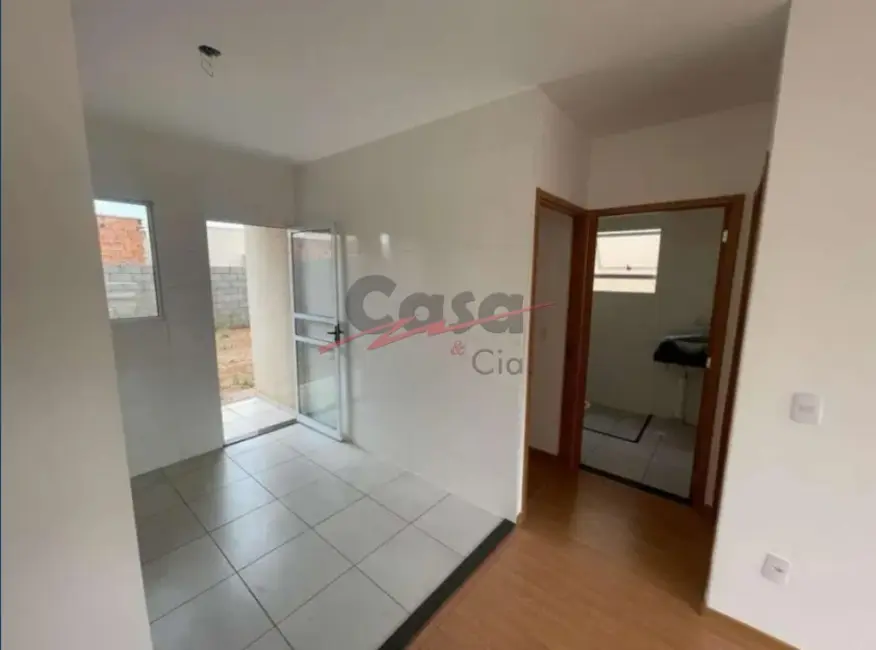 Foto 4 de Casa com 2 quartos para alugar, 44m2 em Ribeirao Preto - SP