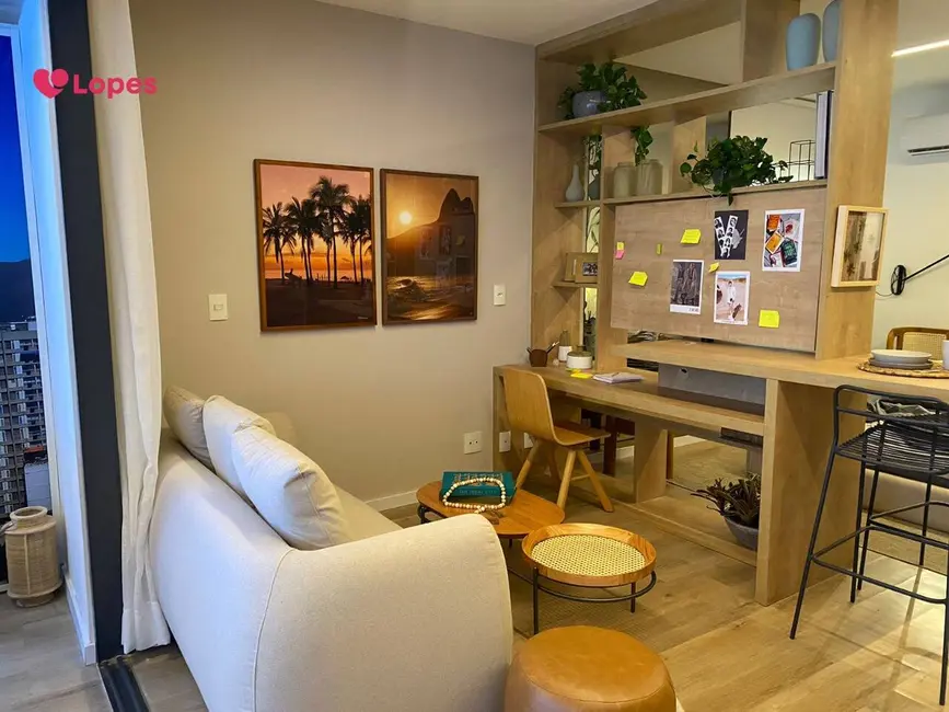 Apartamento com 1 quarto à venda, 58m2 em Ipanema, Rio De Janeiro - RJ - imagem 2 Foto 2 de Apartamento com 1 quarto à venda, 58m2 em Ipanema, Rio De Janeiro - RJ