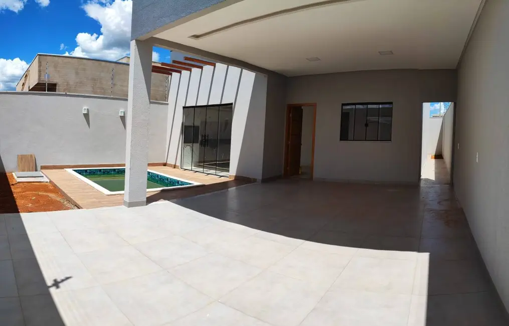 Foto 1 de Casa com 3 quartos à venda, 200m2 em Loteamento Residencial Verona, Anapolis - GO