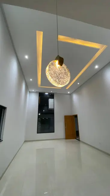 Casa com 3 quartos à venda, 360m2 em Residencial Jardim Canedo, Senador Canedo - GO - imagem 9 Foto 9 de Casa com 3 quartos à venda, 360m2 em Residencial Jardim Canedo, Senador Canedo - GO