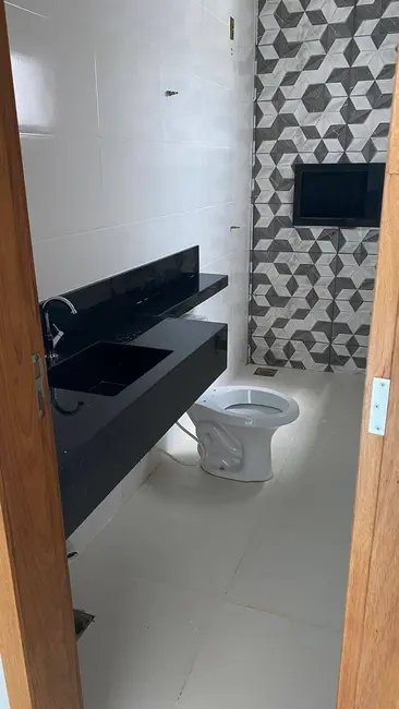 Casa com 3 quartos à venda, 250m2 em São Francisco II, Senador Canedo - GO - imagem 3 Foto 3 de Casa com 3 quartos à venda, 250m2 em São Francisco II, Senador Canedo - GO