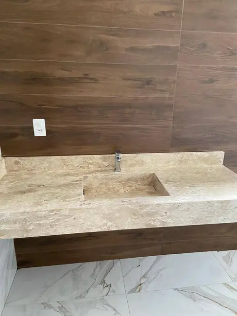 Casa com 3 quartos à venda, 365m2 em Jardim Pérola da Barragem II, Aguas Lindas De Goias - GO - imagem 6 Foto 6 de Casa com 3 quartos à venda, 365m2 em Jardim Pérola da Barragem II, Aguas Lindas De Goias - GO