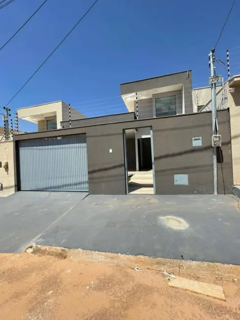 Foto 1 de Casa com 3 quartos à venda, 200m2 em Anapolis - GO