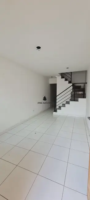 Sobrado com 2 quartos para alugar, 54m2 em Jardim Imperador (Zona Leste), São Paulo - SP - imagem 2 Foto 2 de Sobrado com 2 quartos para alugar, 54m2 em Jardim Imperador (Zona Leste), São Paulo - SP