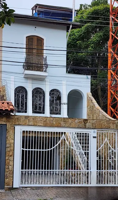 Foto 1 de Sobrado com 3 quartos para alugar, 150m2 em Jardim Piqueroby, São Paulo - SP