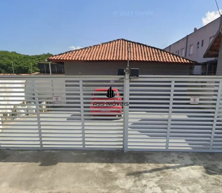 Foto 1 de Casa com 2 quartos à venda, 90m2 em Itanhaem - SP