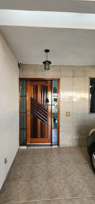 Foto 2 de Sobrado com 3 quartos para alugar, 168m2 em Chácara Santo Antônio (Zona Leste), São Paulo - SP