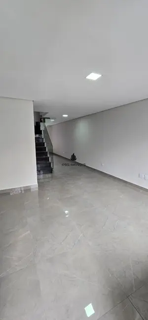 Sobrado com 3 quartos à venda, 130m2 em Vila Santa Isabel, São Paulo - SP - imagem 9 Foto 9 de Sobrado com 3 quartos à venda, 130m2 em Vila Santa Isabel, São Paulo - SP