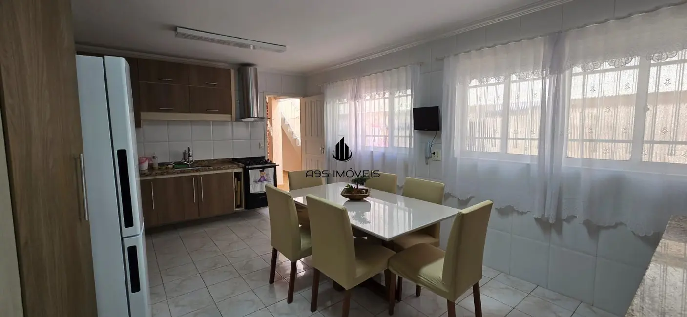 Sobrado com 3 quartos à venda, 127m2 em Vila Carrão, São Paulo - SP - imagem 9 Foto 9 de Sobrado com 3 quartos à venda, 127m2 em Vila Carrão, São Paulo - SP